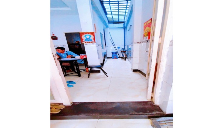 Bán nhà QUẬN 10, hẻm Cách Mạng Tháng Tám, 4 tầng, 7.2 x 11 m, Giá 15.4 tỷ